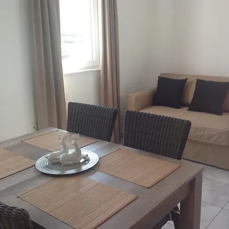 Effie Perine Apartment *